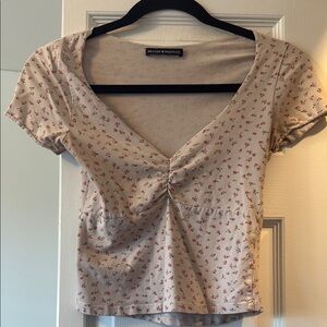 Brandy Melville Floral Women's Top - Cream and Red